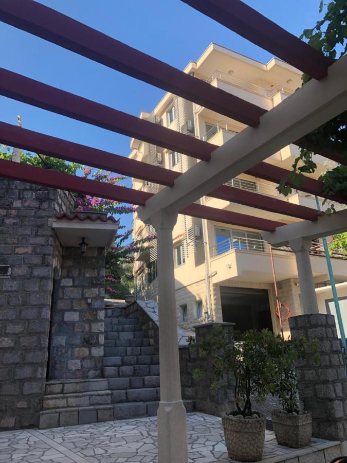 Apartments Rafailovic Ljubo Rafailovici Ngoại thất bức ảnh