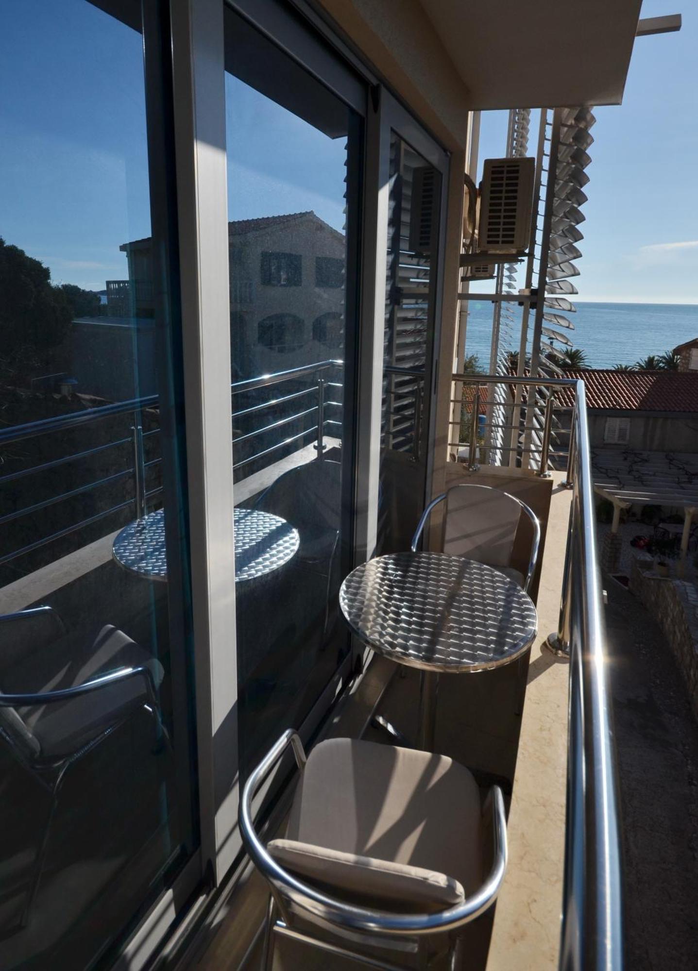 Apartments Rafailovic Ljubo Rafailovici Phòng bức ảnh