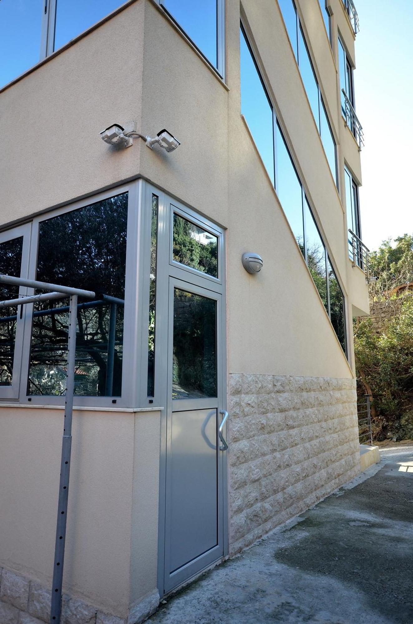 Apartments Rafailovic Ljubo Rafailovici Phòng bức ảnh