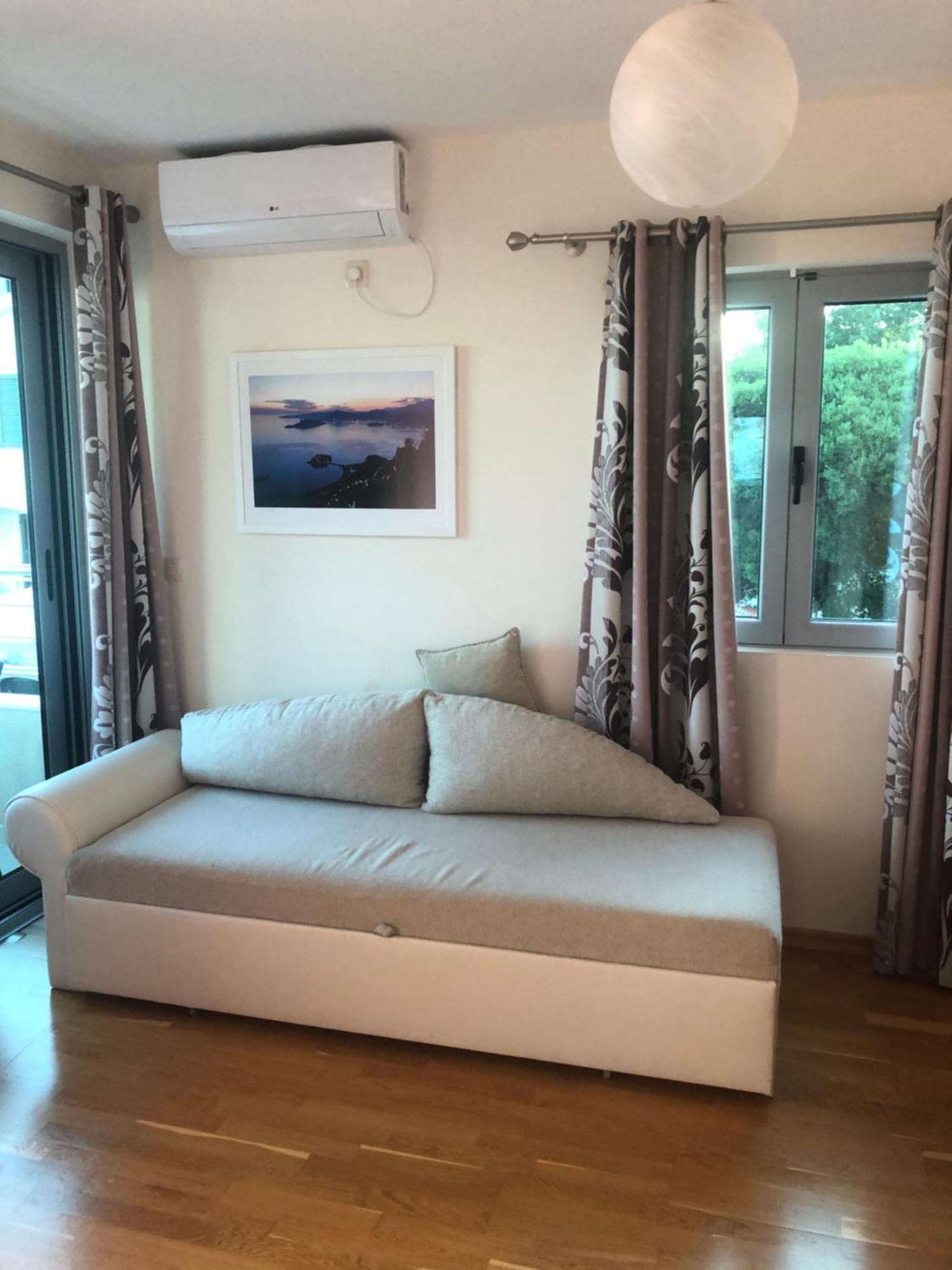 Apartments Rafailovic Ljubo Rafailovici Ngoại thất bức ảnh