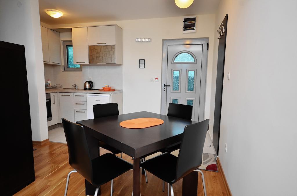Apartments Rafailovic Ljubo Rafailovici Ngoại thất bức ảnh